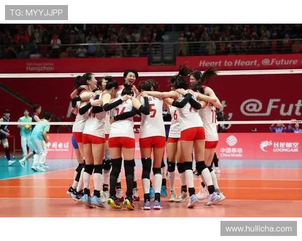 中国女排迎战世界杯决赛全力备战 力争历史第六冠 中国女排迎战世界杯决赛全力备战 力争历史第六冠