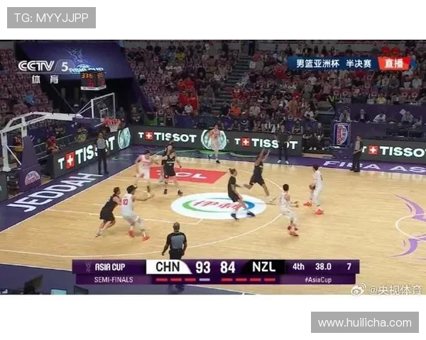 中国男篮迎战澳大利亚队全力争胜 聚焦新一轮世界杯预选赛激烈角逐