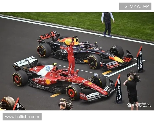 F1赛季新规则公布各车队反应不一赛车技术革新引发热议