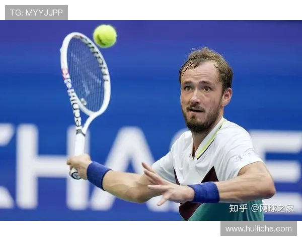 网球巨星梅德韦杰夫勇夺赛季首冠 展现强势复苏势头